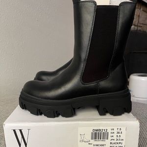 Black luggz style boots